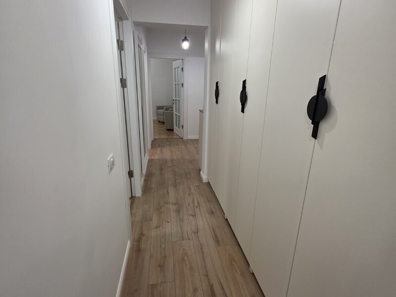 Vergului, 10 minute metrou Costin Georgian, renovat complet, 2 gr sanit